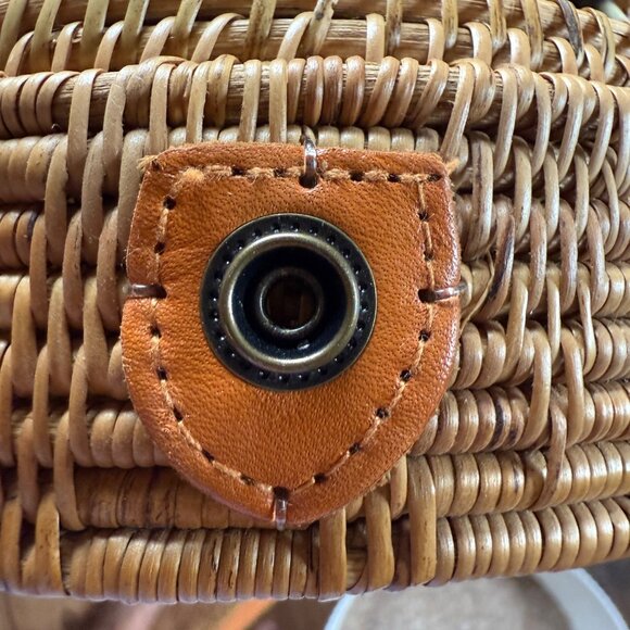 Crossbody Shoulder Rattan Bag Handmade in Bali Coastal Chic Boho - Picture 3 of 16